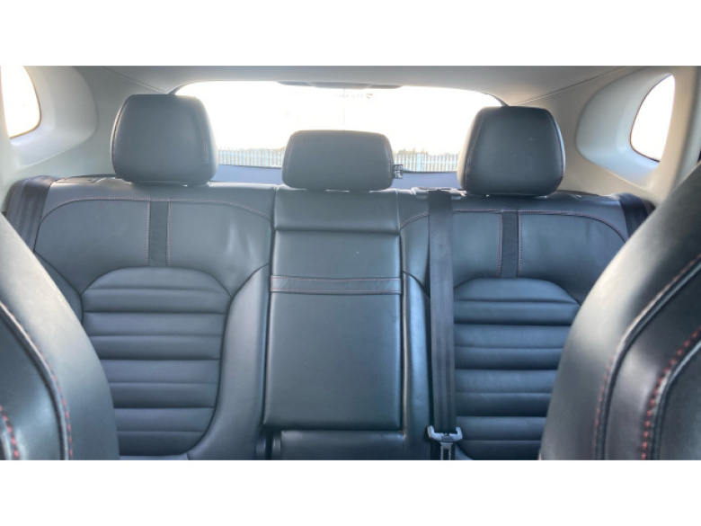 MG Hs 1.5 T-GDI Exclusive 5dr DCT Petrol Hatchback